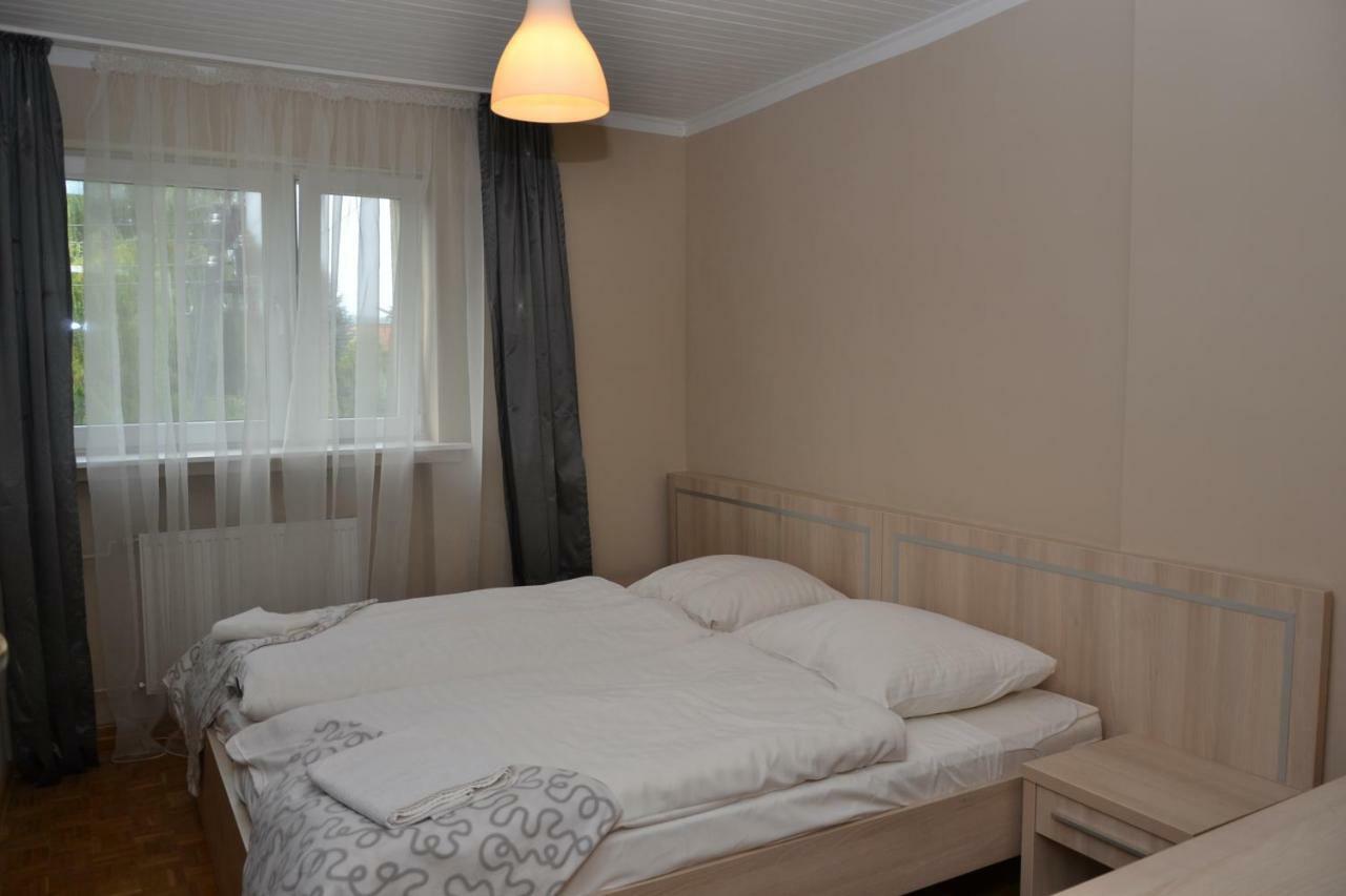 Zielone Pokoje Zielona Gora  Ngoại thất bức ảnh